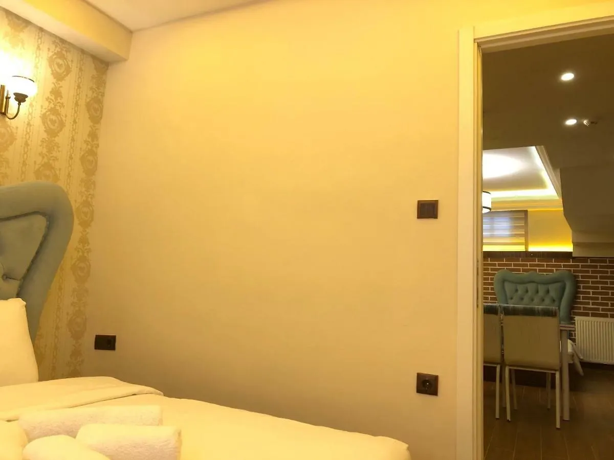 Rose Mansion By Otantik Suites Istanbulská provincie 0*,  Turecko