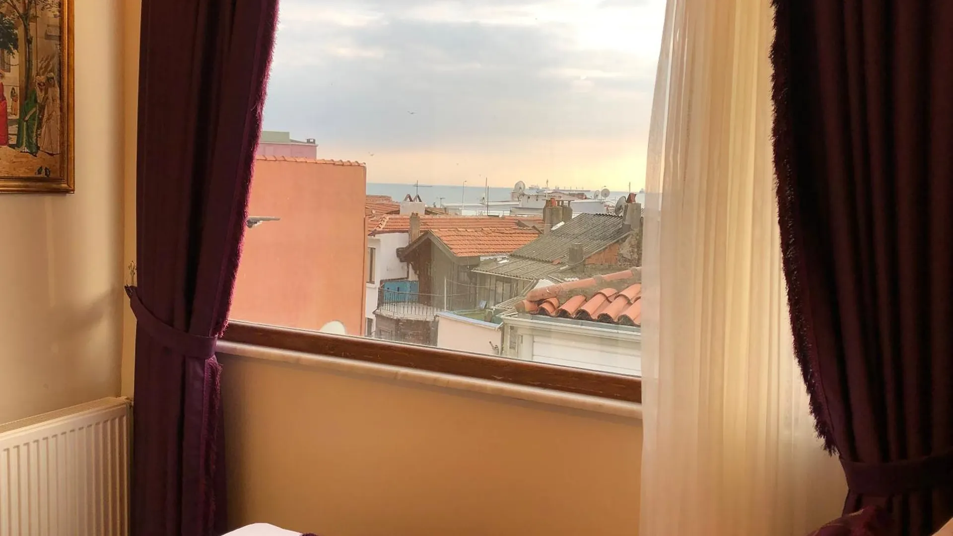 Rose Mansion By Otantik Suites İstanbul 0*,